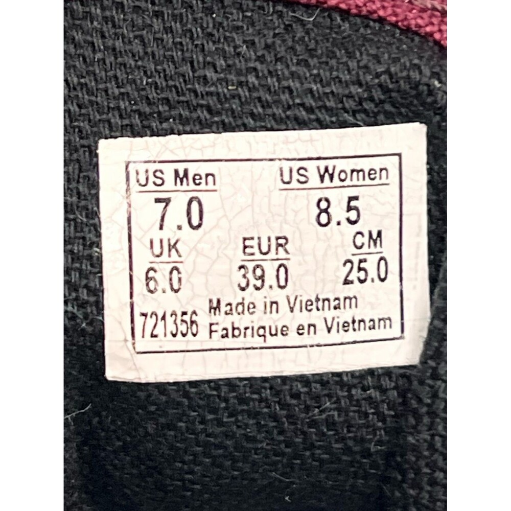 Vans women’s canvas shoes, women size 8.5 - Picture 6 of 6